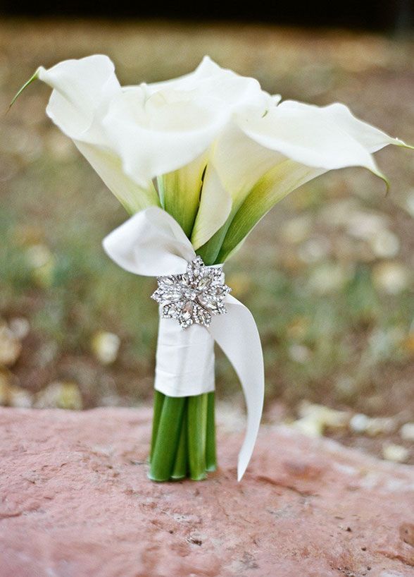 14 Best Flores Images On Pinterest Wedding Bouquets Bridal Bridesmaid Bouquets No Rhinestone