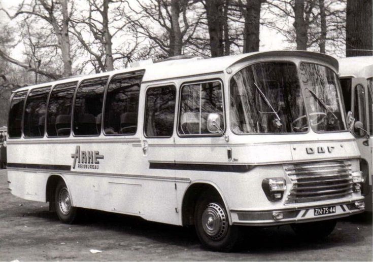 Pin op Sentimental Buses