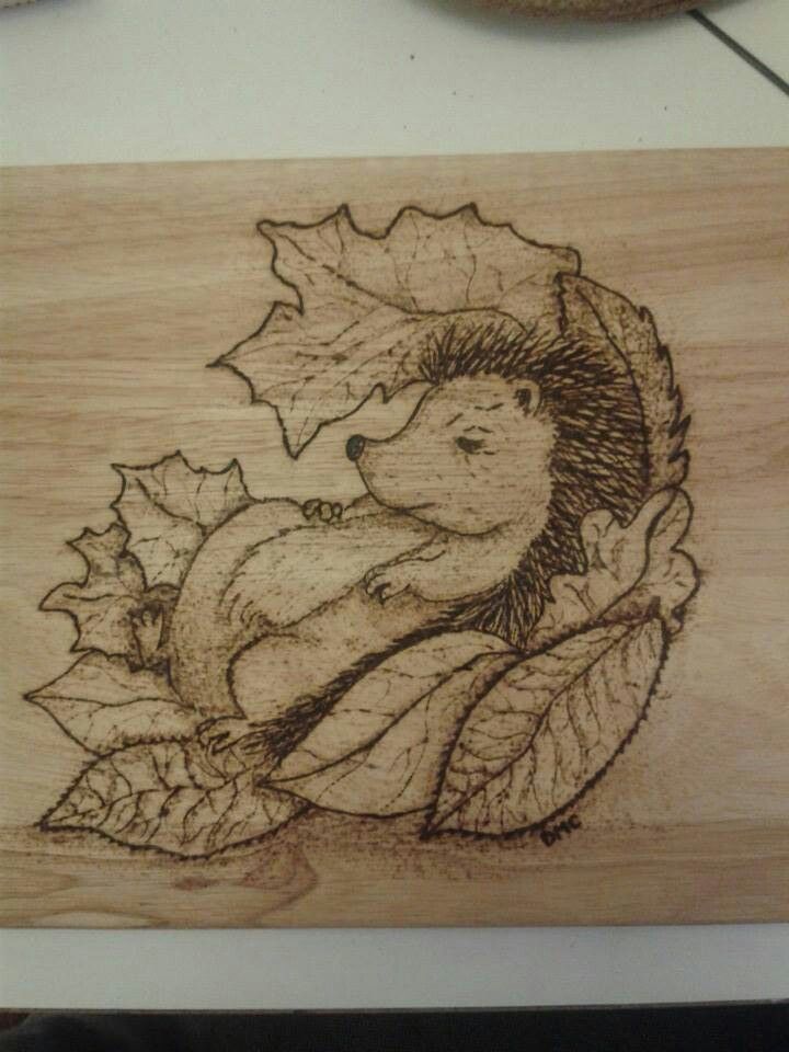 Hedgehog on a chopping board :) Beginner wood burning ... Hedgehog on a chopping board :) Beginner wood burning ...