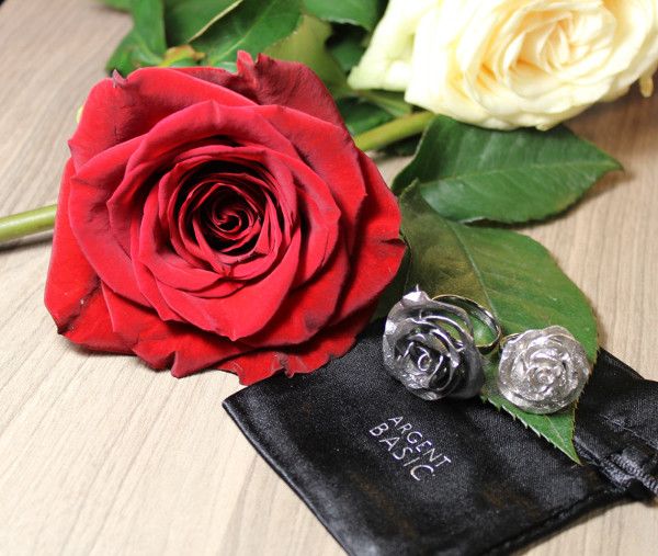Rojo oscuro Rosas Flores Pulsera de cadena de plata Joyeria colgante redondo Rojo oscuro Rosas Flores Pulsera de cadena de plata Joyeria colgante redondo