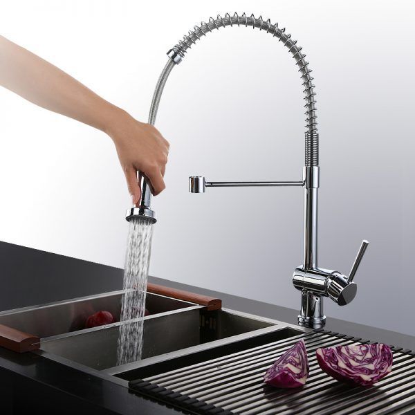 Robinet De Cuisine Chrome Bec Pivotant Evier A Poignee Unique Robinet Melangeur A Pulverisation En 2021 Robinet Melangeur Robinet Cuisine Evier