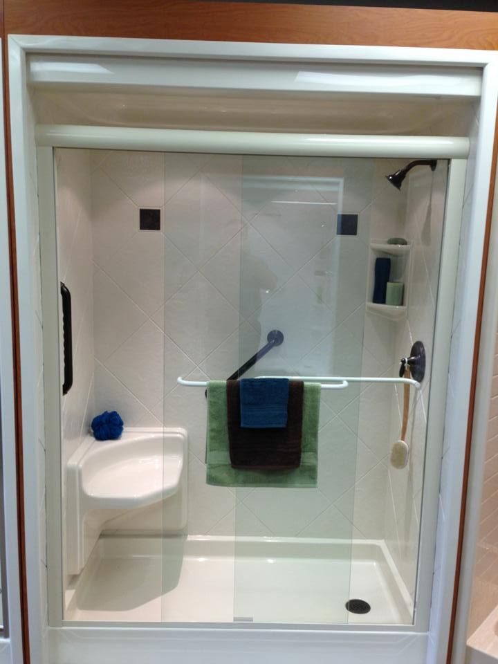 Bath Fitter Walk In Shower Cost / Shower Remodeling from Bath Fitter