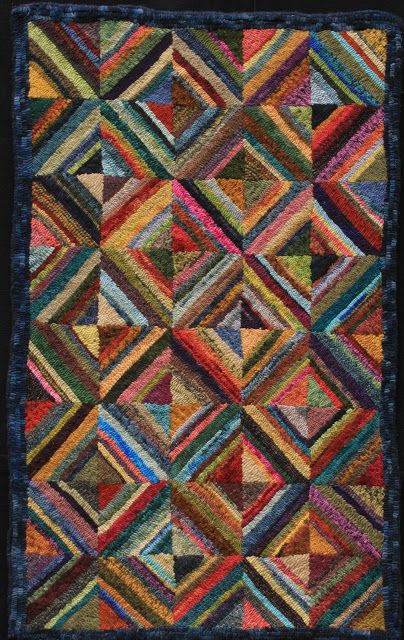 423 Best Rug Hooking Abstract Geometric Etc Images On Pinterest Just Go Hook It Rug Hooking