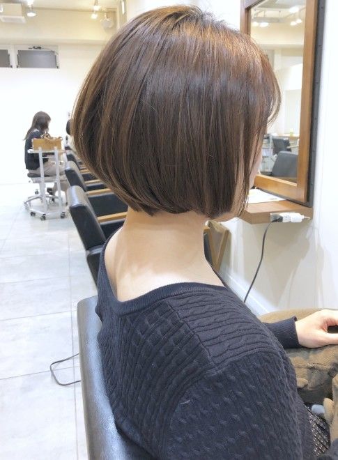 30 40代似合う 丸顔 手入れ簡単 髪型ボブ ビューティーナビ ヘアスタイル ショートのヘアスタイル 髪型 ボブ 40代 30 40代似合う 丸顔 手入れ簡単 髪型ボブ ビューティーナビ ヘアスタイル ショートのヘアスタイル 髪型 ボブ 40代