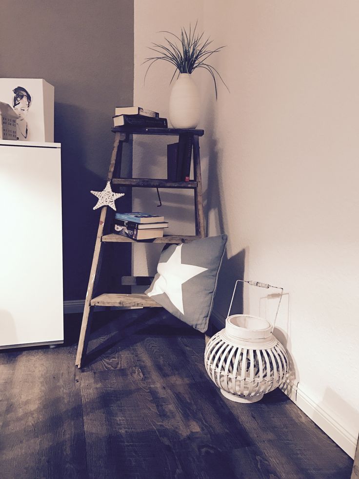 Alte Malerleiter /Leiter Leiter Ideen in 2018 Pinterest - einrichtungsdeen fur hausbibliothek bucherwand Alte Malerleiter /Leiter Leiter Ideen in 2018 Pinterest - einrichtungsdeen fur hausbibliothek bucherwand