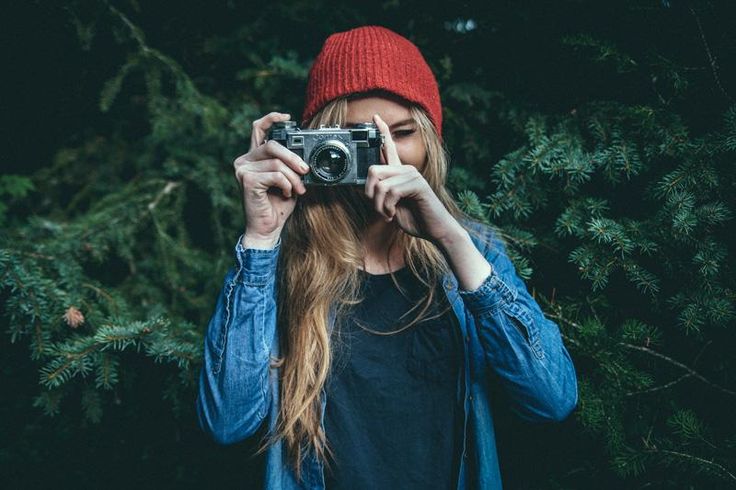 Fall is here again, It's time to say farewell to summer's short sleeves and flip flops and slip into something more cozy. From the runways to the streets, here is our list of the hottest fall fashion 2017 trends that you should get your hands on immediately. So what will you be wearing this fall? Read on to find out!