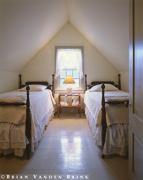 Beds For Attic Rooms 195 best attic rooms images on pinterest | attic rooms, bedrooms Beds For Attic Rooms 195 best attic rooms images on pinterest | attic rooms, bedrooms
