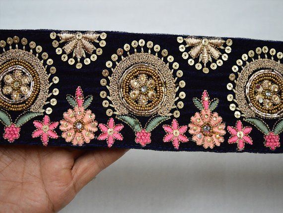 Wholesale Embroidery Sequins Sari Border Indian Laces and Trim By 9 Yard Trimming Paisley Sewing Costume Lace Fashion trim Net Fabric Border