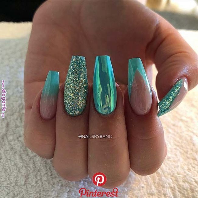 Blue Chrome und Triangle French Tips Sargnägel Blue Chrome und Triangle French … – Nägel Blue Chrome und Triangle French Tips Sargnägel Blue Chrome und Triangle French … – Nägel