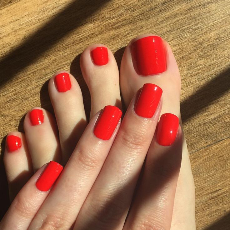 Best 25+ Red Pedicure Ideas On Pinterest Simple Nail Art Videos Whenever I can't decide on a color, I pick red!❤ It's the most classic nail polish shade in my opinion. - Best 25+ Red Pedicure Ideas On Pinterest Simple Nail Art Videos