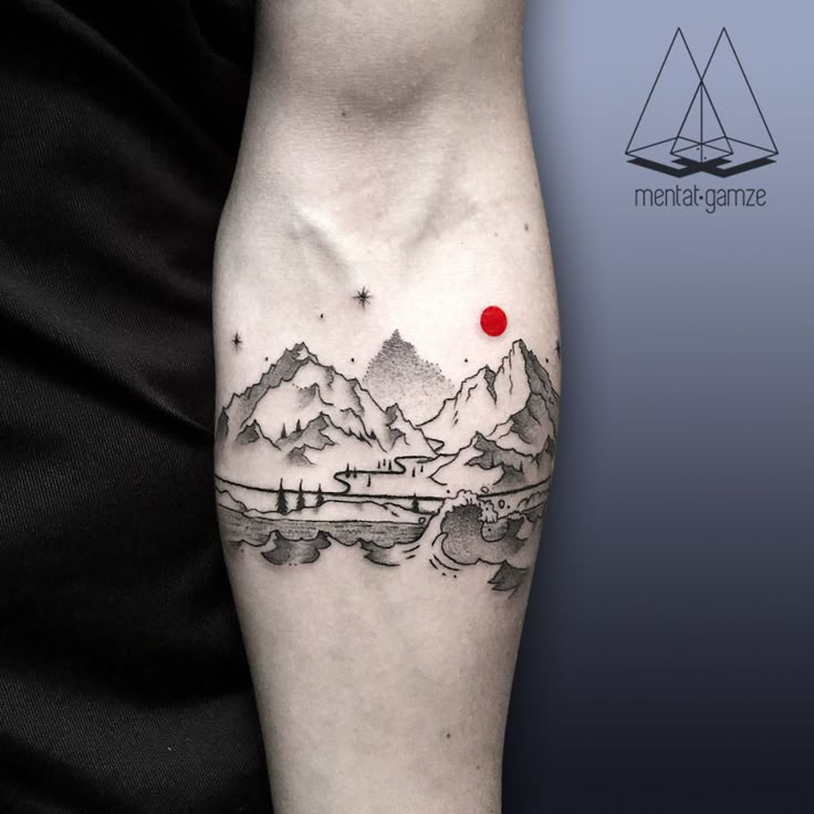 Elle démissionne de son job pour devenir tatoueuse et son concept cartonne