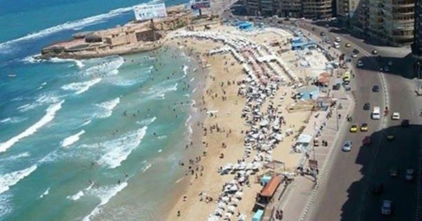 دا إسكندريه فيها موج لطشني طرطش محبه شطه وناداني لبيته طبعا دا كتير وحشني ذكري حبييبي الأولاني مجدي فرج عامر Magdi Farag Amer In 2020 Waves Outdoor Water