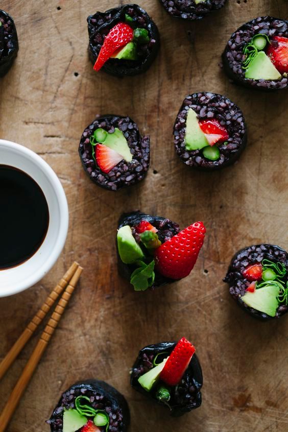 Strawberry and Asparagus Black Rice Sushi - simpledeleciousfoods