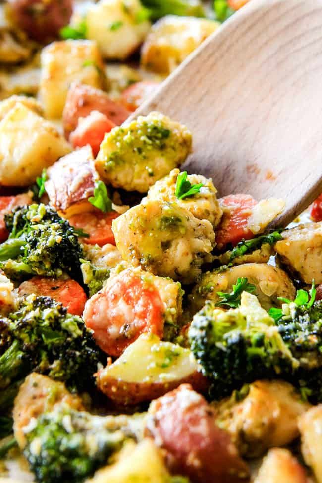 Sheet Pan Parmesan Pesto Chicken Potatoes Broccoli And - Chicken recipes with carrots and potatoes #chicken #recipes #with #carrots #and #potatoes Sheet Pan Parmesan Pesto Chicken Potatoes Broccoli And