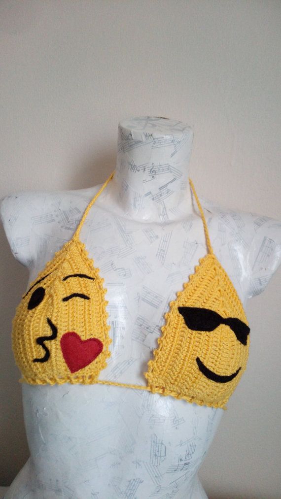 Tapa del ganchillo Emoji sonriente cara bikini por RoseClef en Etsy