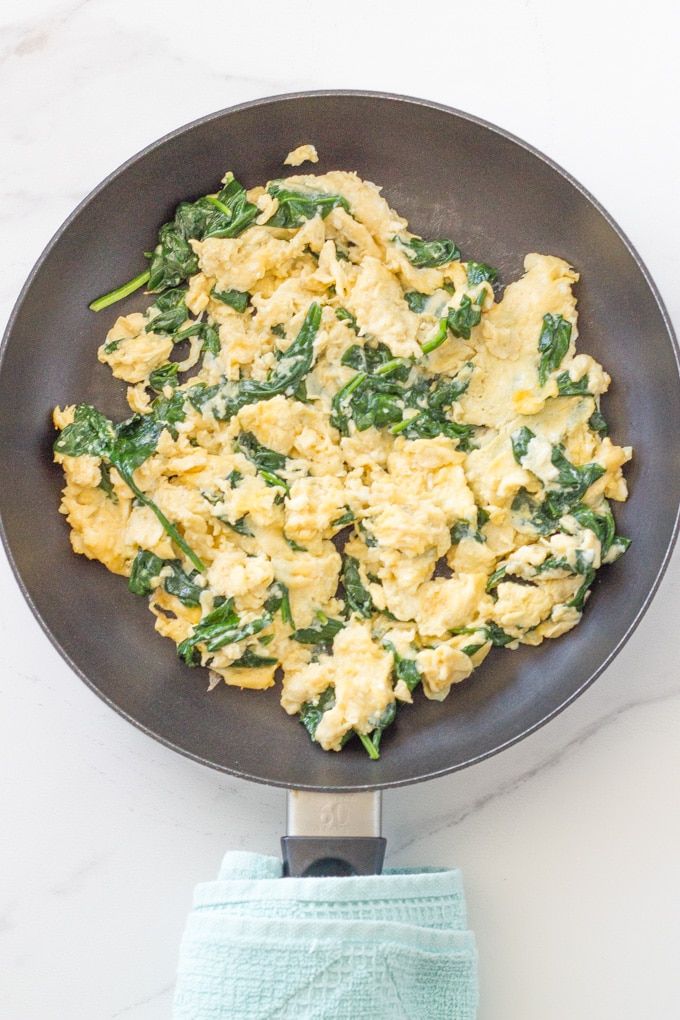 Super Easy Spinach Scrambled Eggs Recipe Scrambled Egg Recipes Healthy Scrambled Eggs With Spinach Spinach And Eggs Breakfast Super Easy Spinach Scrambled Eggs Recipe Scrambled Egg Recipes Healthy Scrambled Eggs With Spinach Spinach And Eggs Breakfast
