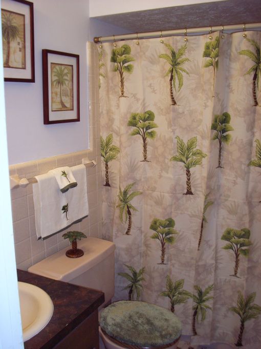 Photo Library Palm tree bathroom decor, Mermaid room decor, Palm tree