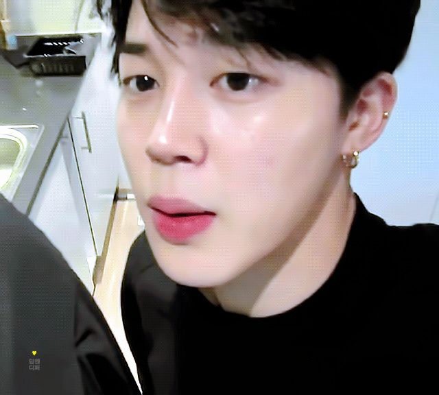 Resultado de imagem para jimin without makeup