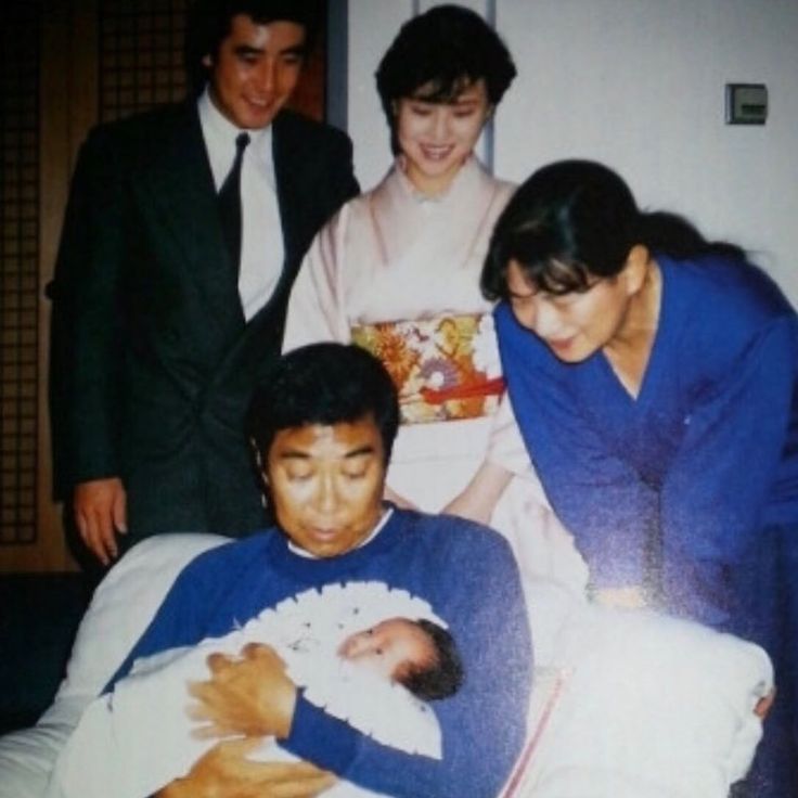 いいね!149件、コメント1件 ― @hellokatzeeeeのInstagramアカウント 保証商品 松田聖子 神田正輝 プライベート 写真 アイドル