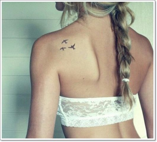 Kleine und niedliche Tattoo Ideen für junge Frauen