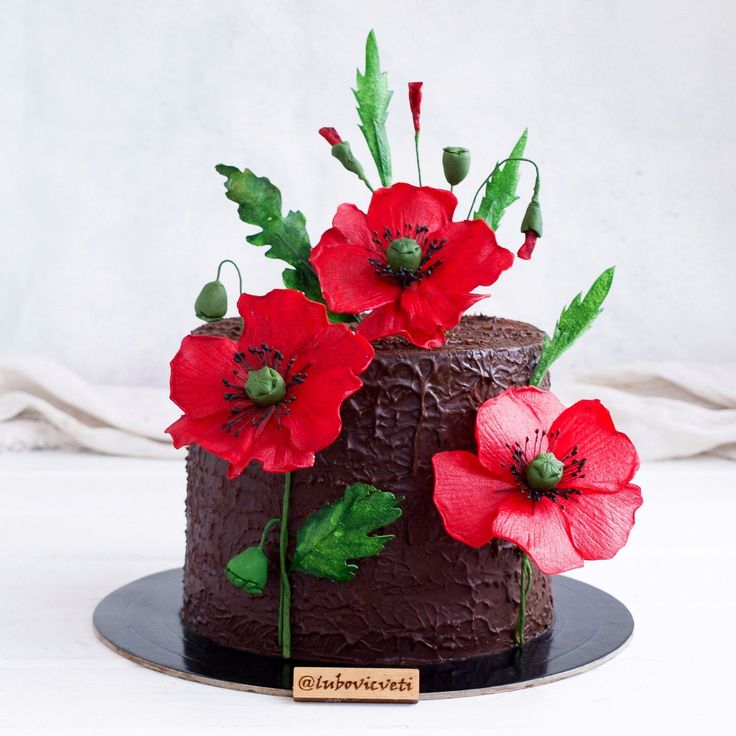 Pin by Karolina Kovácsné on tortacsodák Cake, Poppy cake, Fondant cakes