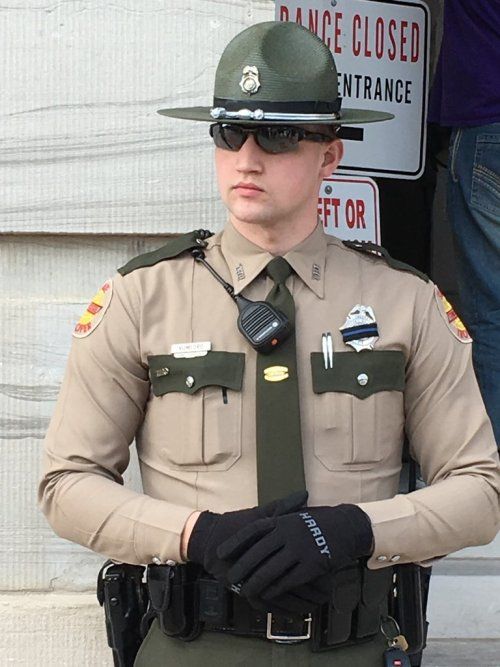 how to become a policeman in canada how to become a policeman in canada