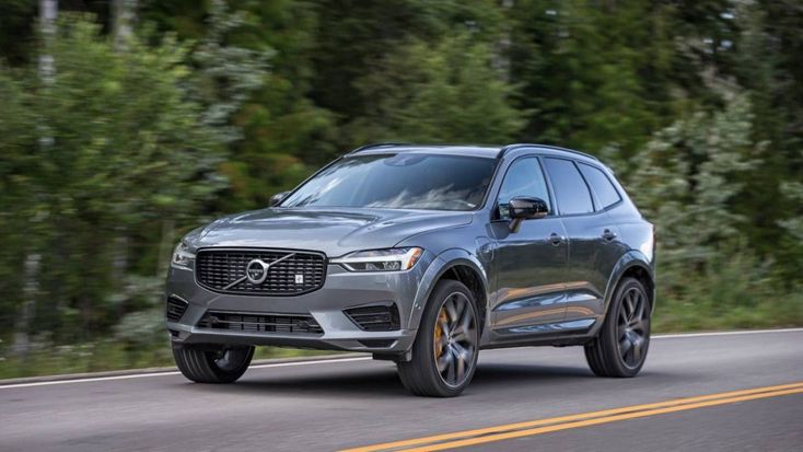 The News60 Represents The Best Of What Volvo Has To Offer Soft Leathers Beautiful Metal Brightwork And Open Pore Wood Line The Volvo S60 Volvo Volvo Xc90
