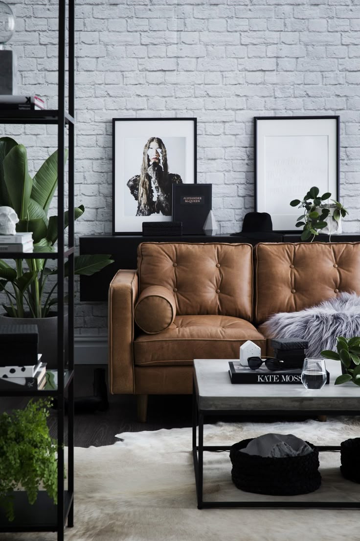 Wohnzimmer mit braunen Sofas: Tipps und Inspiration für die Dekoration Wohnzimmer mit braunen Sofas: Tipps und Inspiration für die Dekoration
