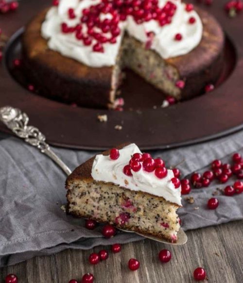 Schlemmen ohne Reue: 3 Kuchen-Rezepte ohne Zucker, Butter und Weizenmehl - #butt...