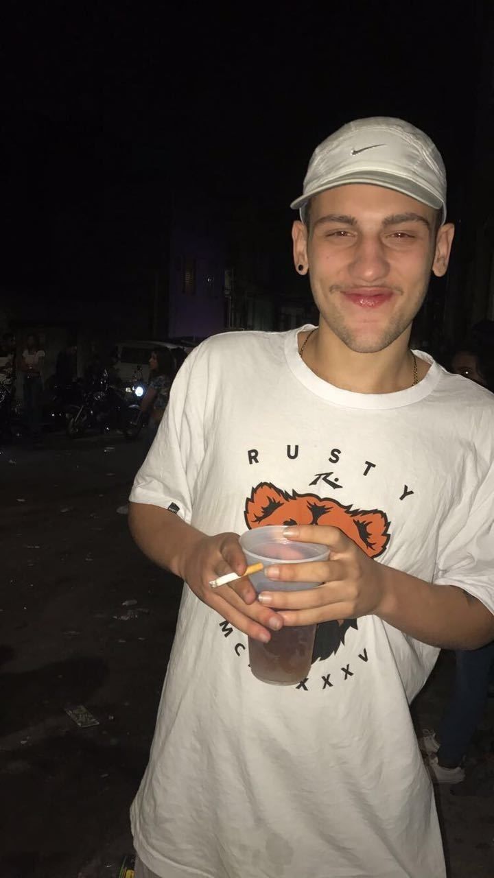 Meninos Tumblr Bhadsandy_ em 2020 Meninos tumblr