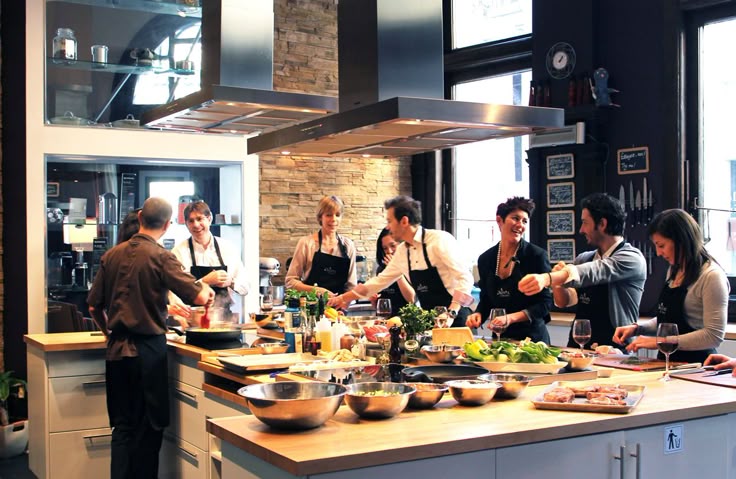 Insider S Guide Things To Do In Montreal Cours De Cuisine Cuisine Atelier Cuisine