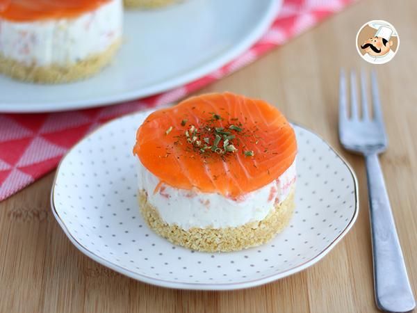 Mini cheesecake salata al salmone - Ricetta Petitchef