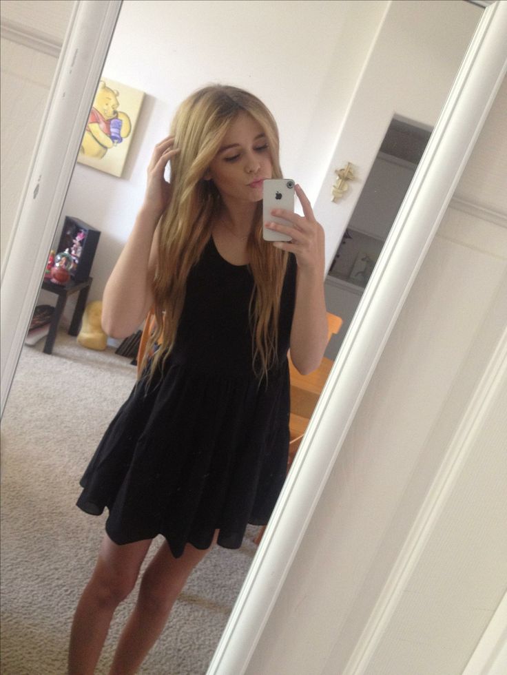 Acacia Brinley Biography Age Height Family Life And Why She Is Famous