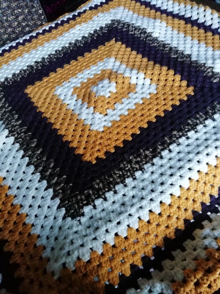 Download Granny blanket | Blanket, Crochet blanket, Arts and crafts