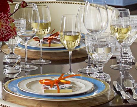 7 Steps To The Perfect Dinner Table Glass Set Glasses Setting 7 Steps To The Perfect Dinner Table, When Setting The Table Which Side Of Wine Glass Do You Place Water
