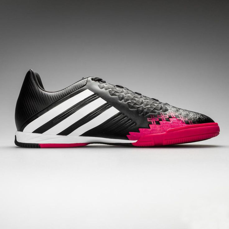 39 best Football & Futsal Shoes images on Pinterest | Futsal shoes ... adidas Predator Absolado LZ - Black/White/Berry