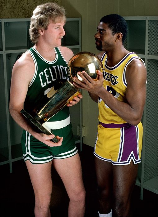 #NBAThrowback Bird and Magic fight over the 1986 NBA Championship trophy...