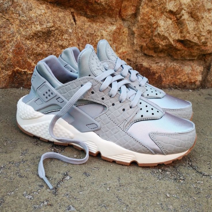 nike damen air huarache run sneaker grau weiß 683818-012 nike damen air huarache run sneaker grau weiß 683818-012