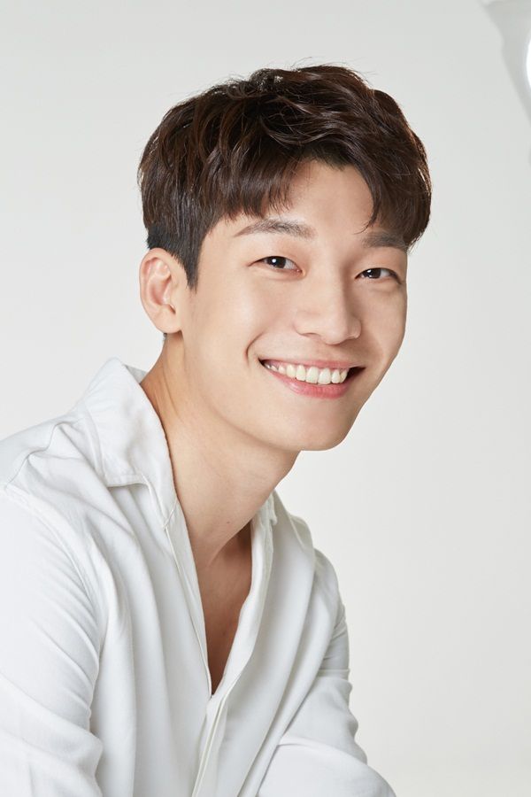 Pin by Sezal on doramas Actors, Handsome korean actors