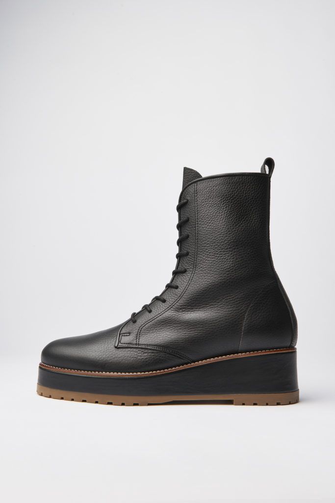 Reschia Rugged Boot in Grained Black | Reschia Online Shop Reschia Rugged Boot in Grained Black | Reschia Online Shop