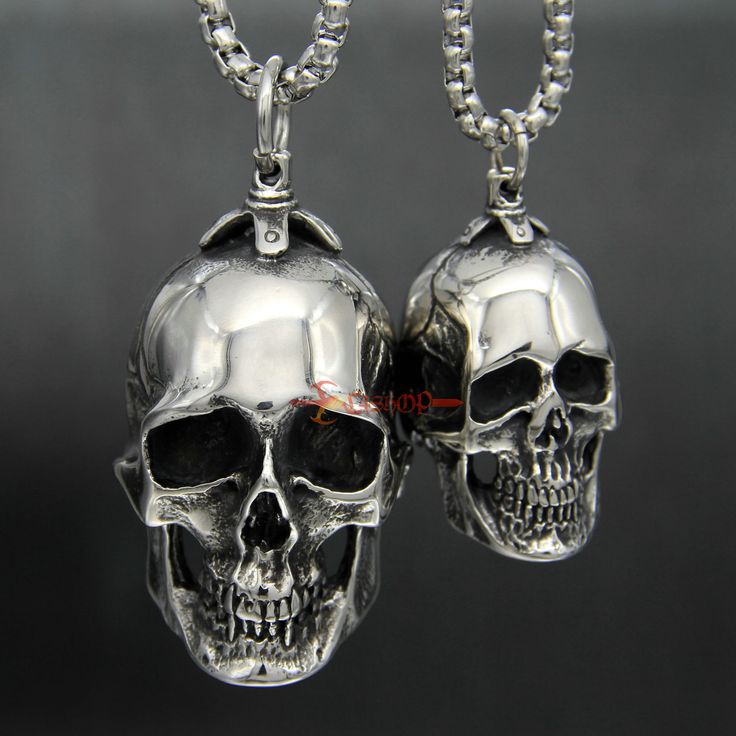 Men‘s Huge Gothic Skull Stainless Steel Necklace Pendant Vintage 3D Biker Charm Men‘s Huge Gothic Skull Stainless Steel Necklace Pendant Vintage 3D Biker Charm