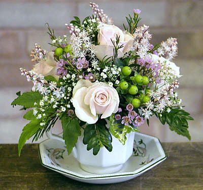 Кастинг №2 - 08 сентября - Страница 6 2fcb11acb6e5fbfb8ec1f2a33363d182--small-flower-arrangements-small-flowers