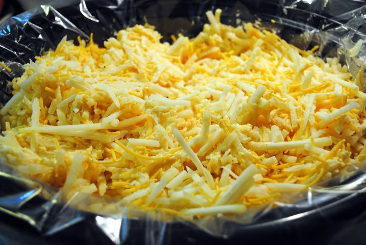Directions Mar 05, · Cheesy and delicious Funeral potatoes (aka Cheesy potatoes, Party Potatoes). This simple casserole is a potato lovers dream. With cheesy, sour cream, butter, cream of chicken and born, these potatoes are perfect for any meal or holiday. I’m not going to lie I /5(30).
