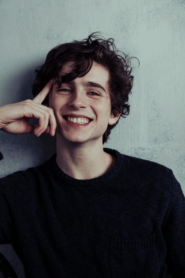 Risultati immagini per timothee chalamet sorriso