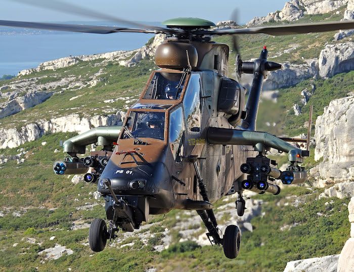 l alat recoit son premier tigre had retrofitte aerobuzz helicoptere armee de terre armee de terre francaise