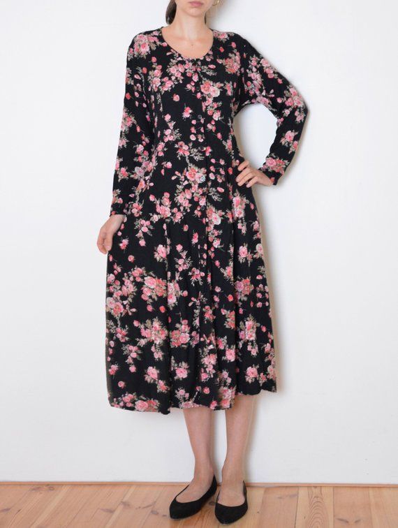 Medium to Large 70s Black /& White Floral Maxi Dress Vintage Long Sleeve Two Tone A Line Dress