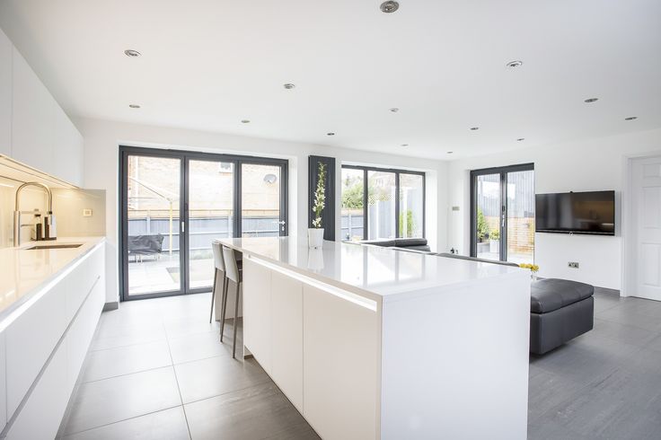 White and Grey Glass Handleless Nolte Matrix Art Kitchen Cuisine - nolte grifflose küche White and Grey Glass Handleless Nolte Matrix Art Kitchen Cuisine - nolte grifflose küche