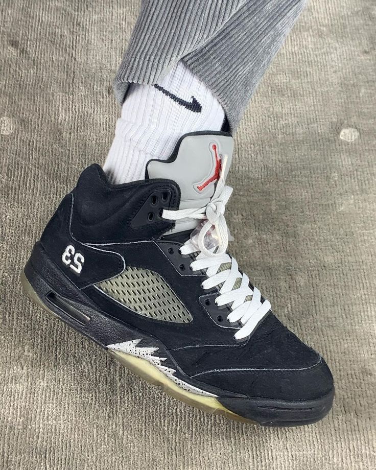 Pin su Scarpe Air Jordan 5 سكاي تيم Pin su Scarpe Air Jordan 5 سكاي تيم