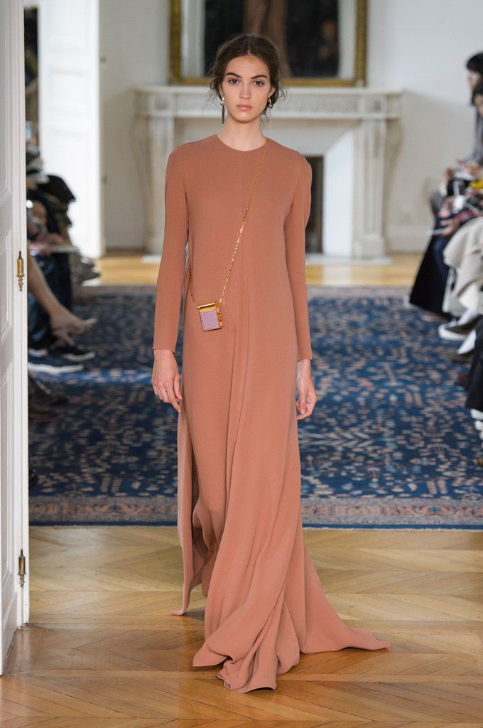 You’re About to Fall in Love With Valentino’s Spring ’17 Lineup