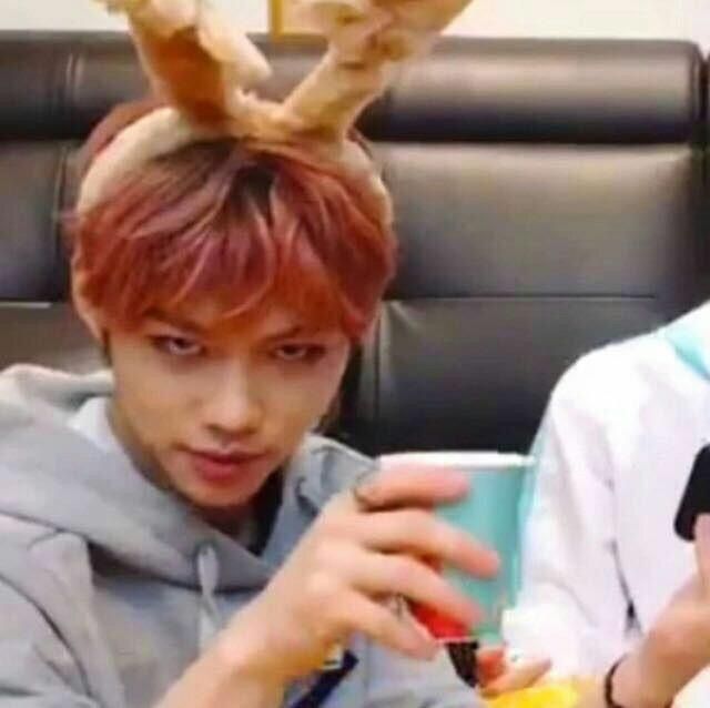 Pin By Nana On Memes Funny Kpop Memes Kid Memes